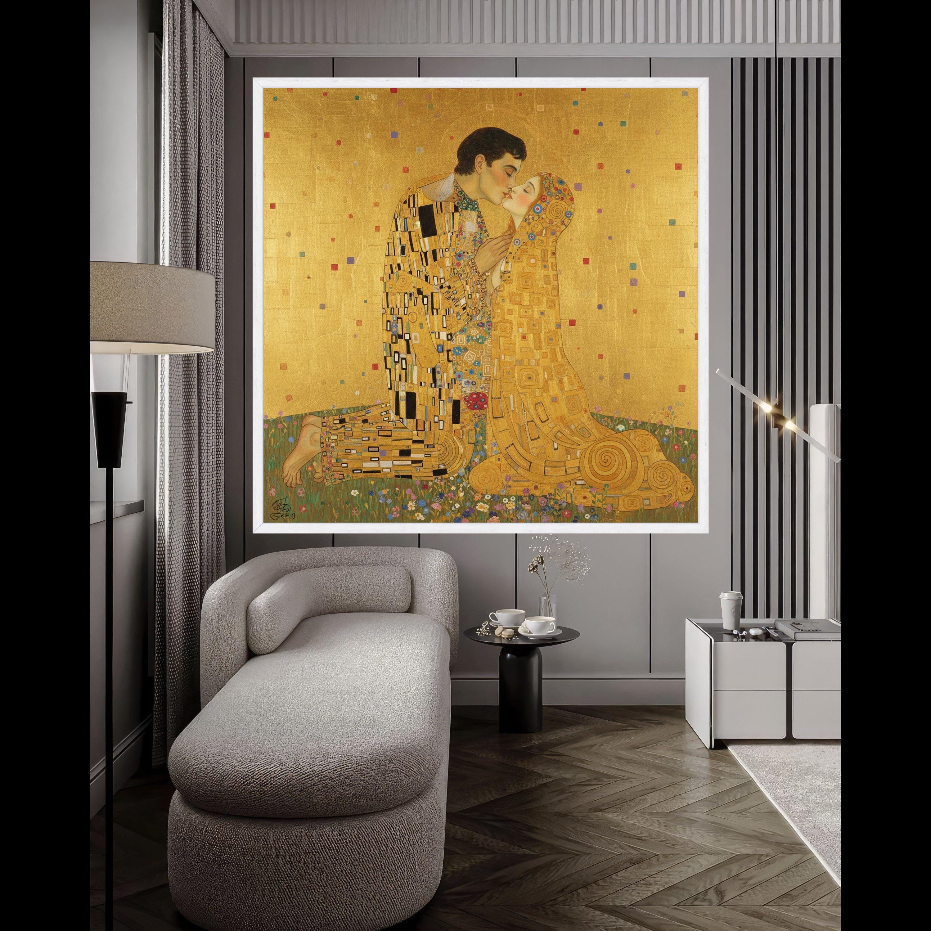 Gustav Klimt The Kiss Canvas Wall Art, Romantic Gold Leaf Painting, Lovers Embrace Canvas, Decorative Art for Home, Ready to Ready To Hang,